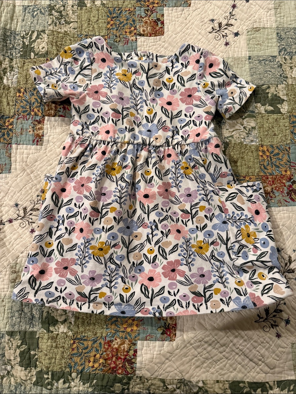 Remie Girl Floral Cotton Dress - with pockets and the cutest wood buttons